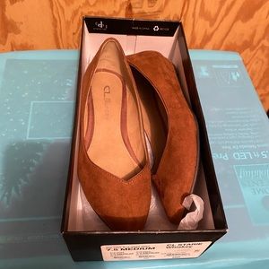 7.5 Whiskey Colored Flats